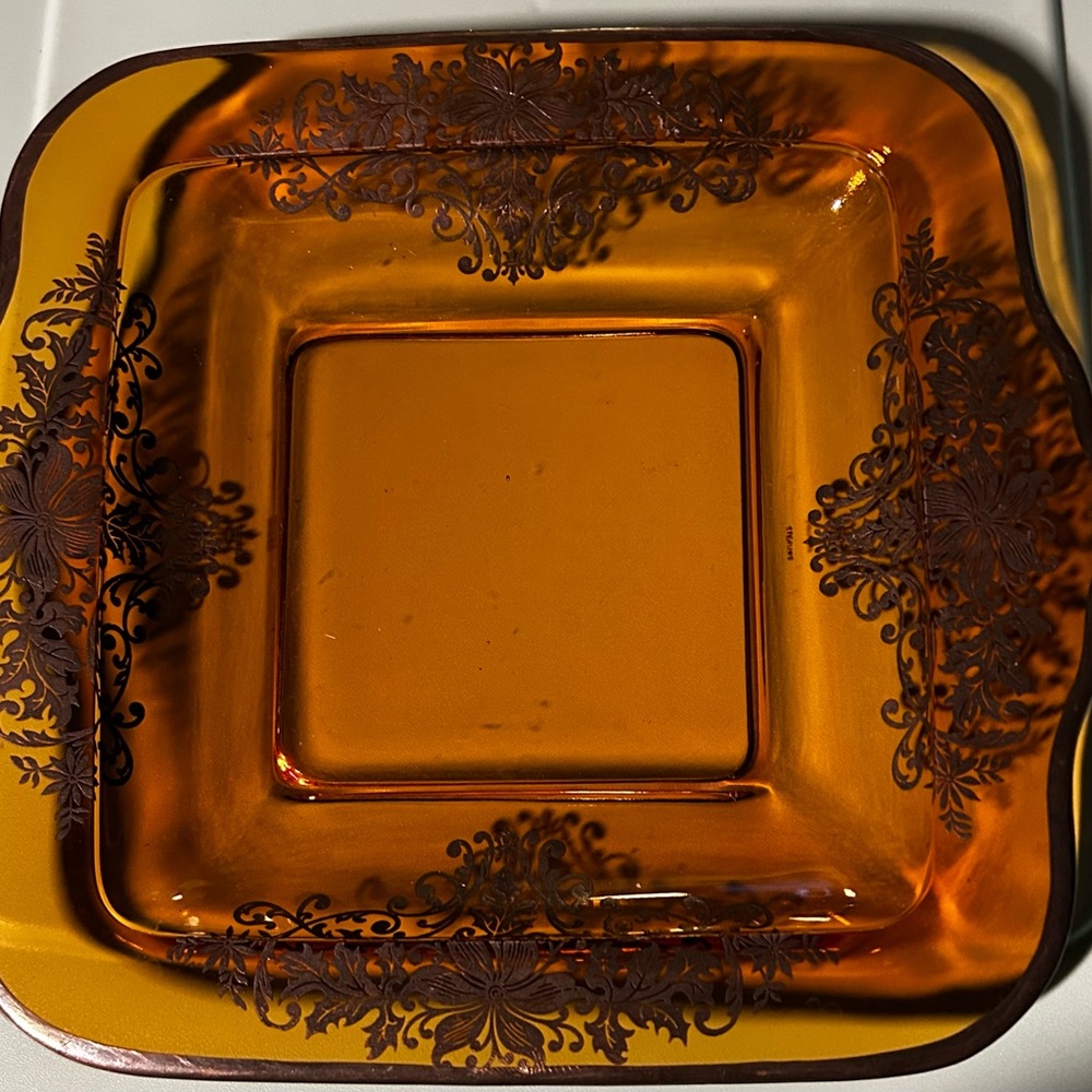 vintage amber glass dish from the Tiara Exclusives collection 10.25”X9”